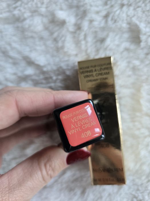 Гримове тестери Yves Saint Laurent (YSL) и Армани/ARMANI