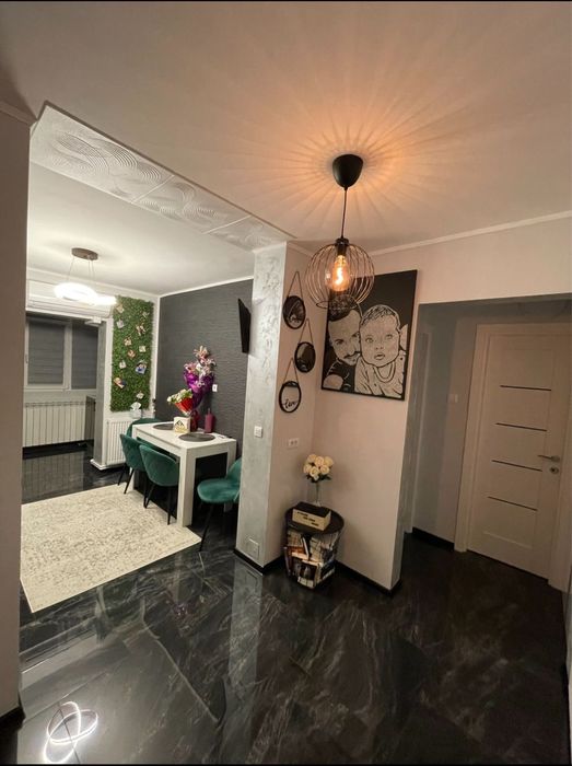 vand apartament mobilat si utilat !