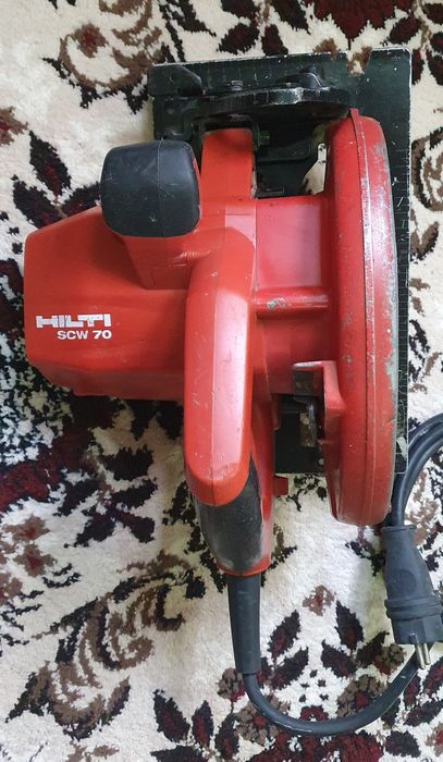 Циркулярка Hilti SCW 70 болгарка Makita GA 5030 оригинал