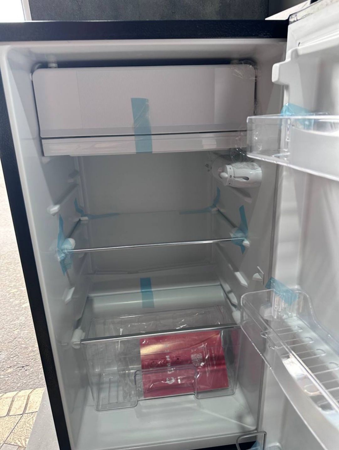 Продам Минни холодильник Зифлер