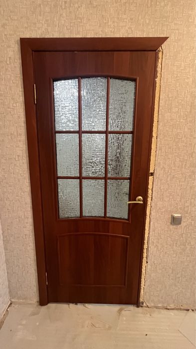 Продам двери по 7 000, 6 штук