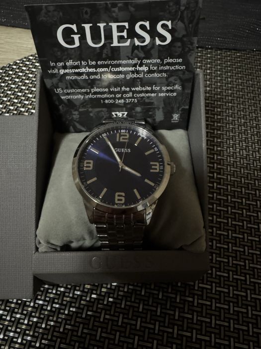 Часовник на GUESS