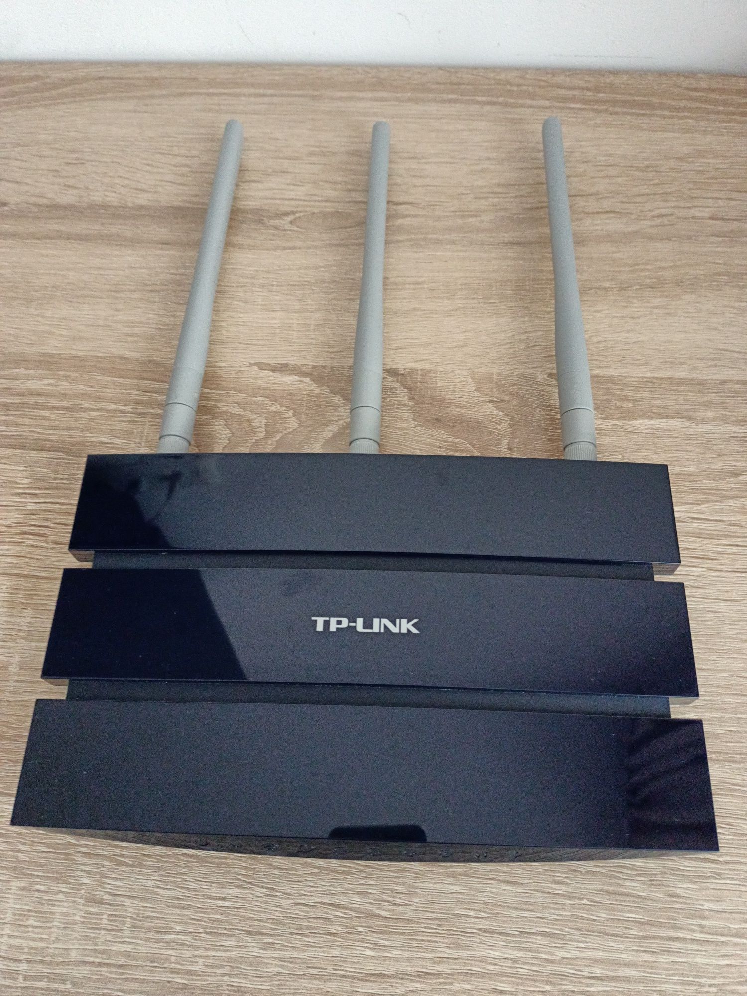 Vând router wireless TP-Link
