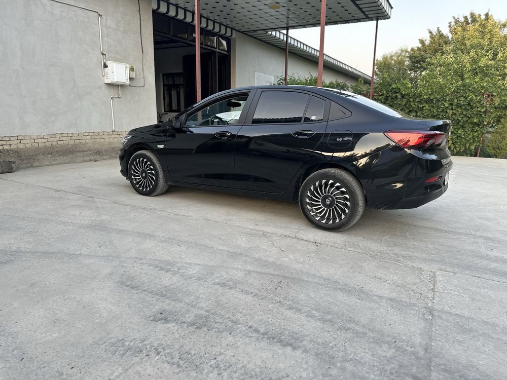 Onix car 2- position