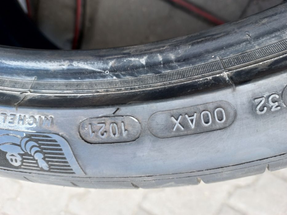 Гуми 295/30/21 Мишелин