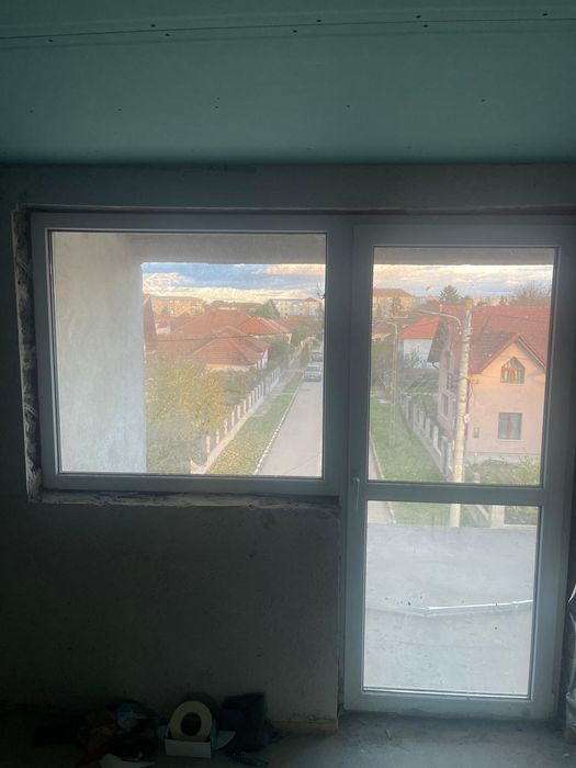 Vând ferestre termopan si uși balcon