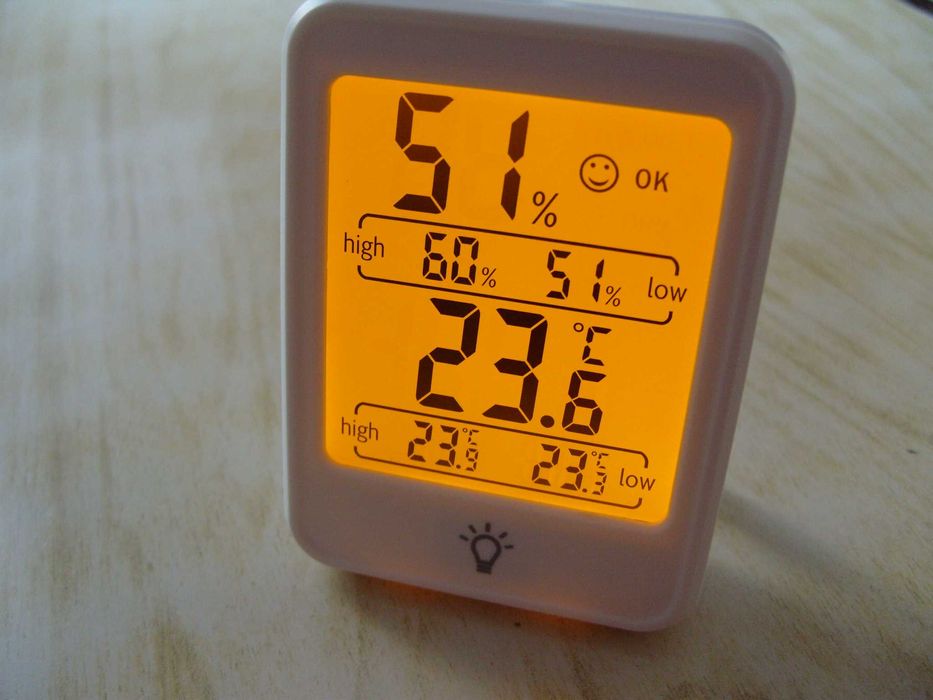 Електронен термометър с хигрометър - ThermoPro MC41