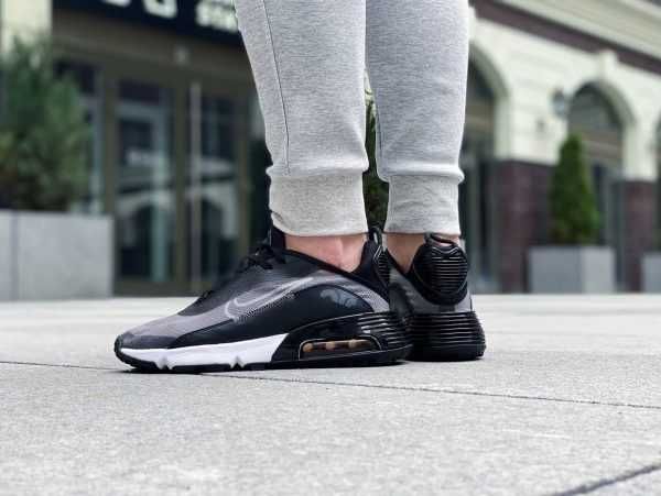 NIKE AIR MAX 2090 black-white