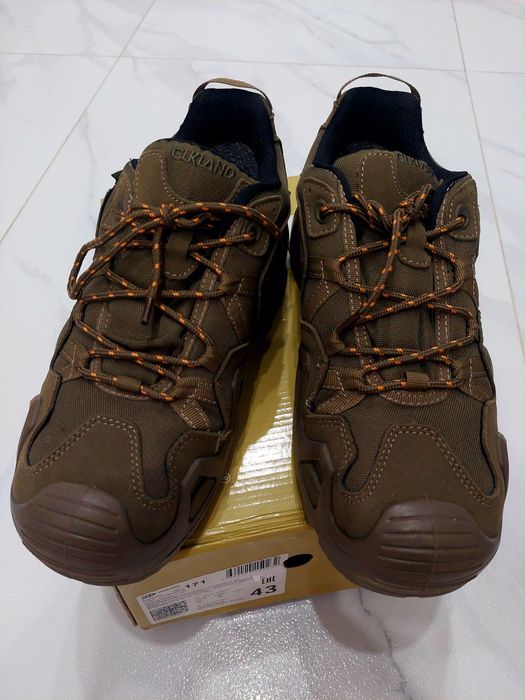 Продам тактическую обувь 43  размера