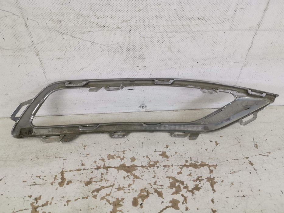 Хромиран Орнамент Задна Броня Дясна Страна Фолксваген / Volkswagen VW