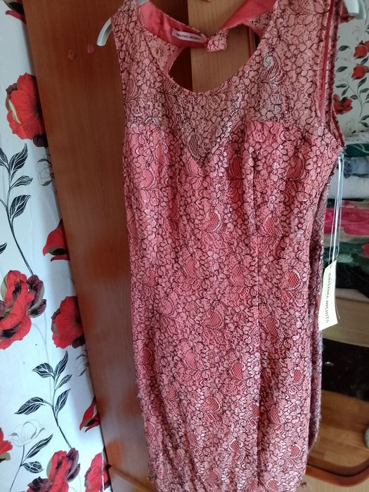 Vând 7 rochițe purtate o singura data