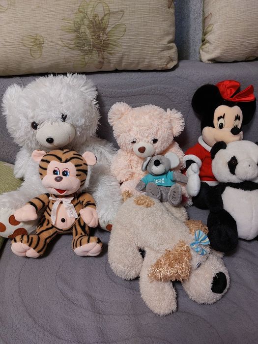 Игрушки мягкие разные