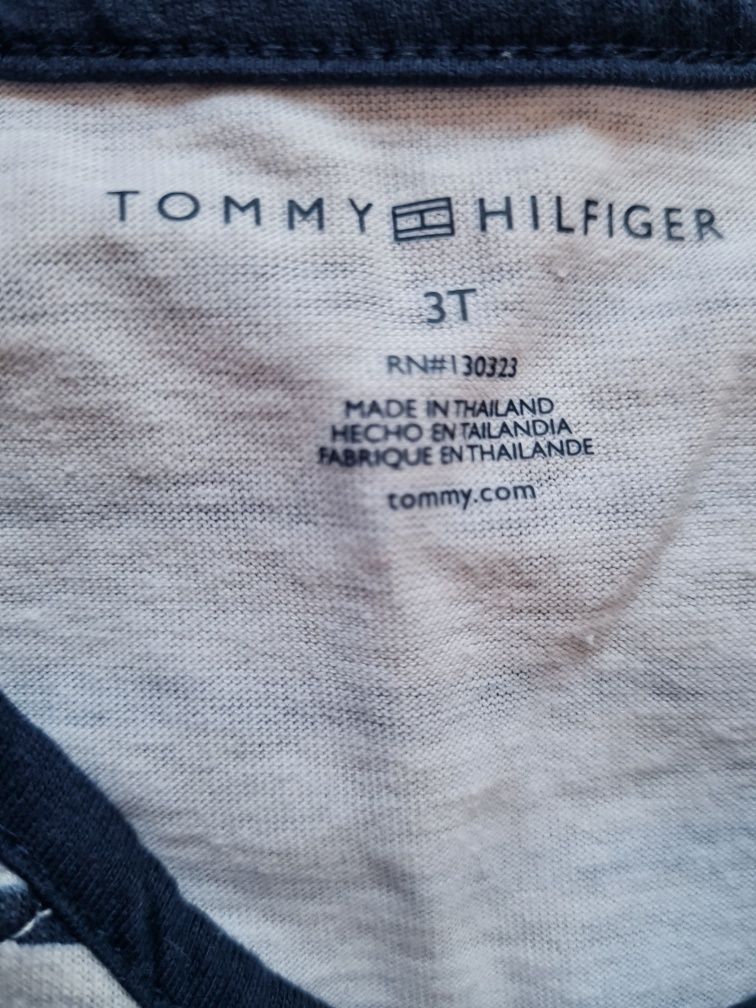 Tommy Hilfinger 3 год. Момиче