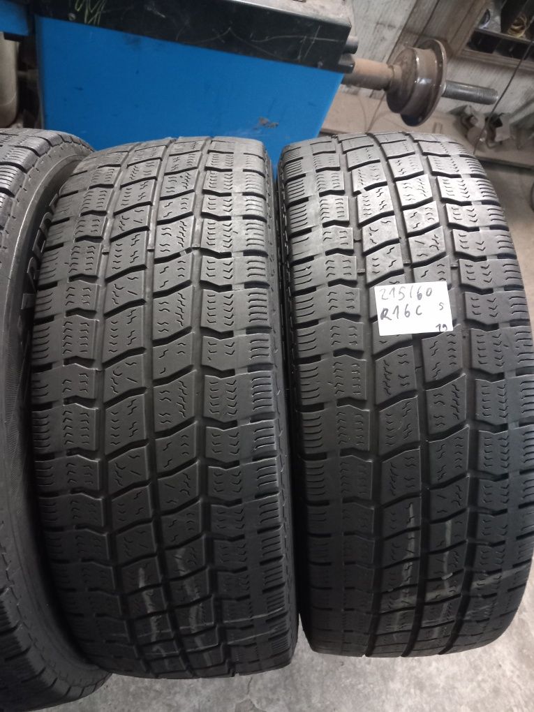 215 60 R 16 C Vredestein iarna