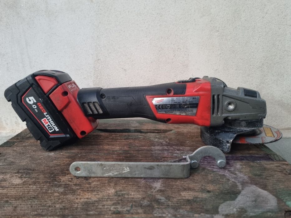Flex milwaukee cag115x + baterie 5 amperi