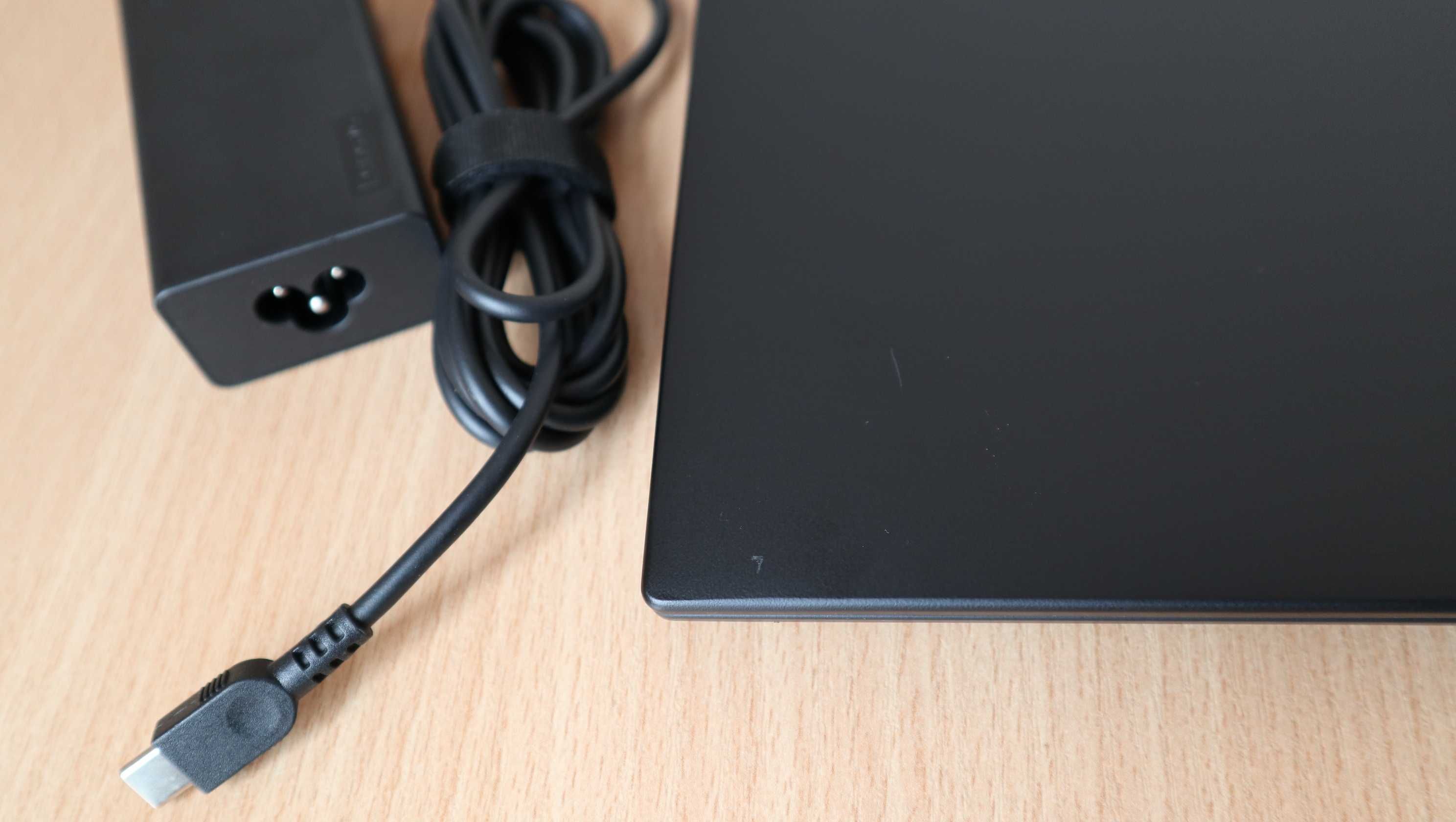 Lenovo ThinkPad T14s 4 Gen / i5 1345U / SSD 256GB / 16GB