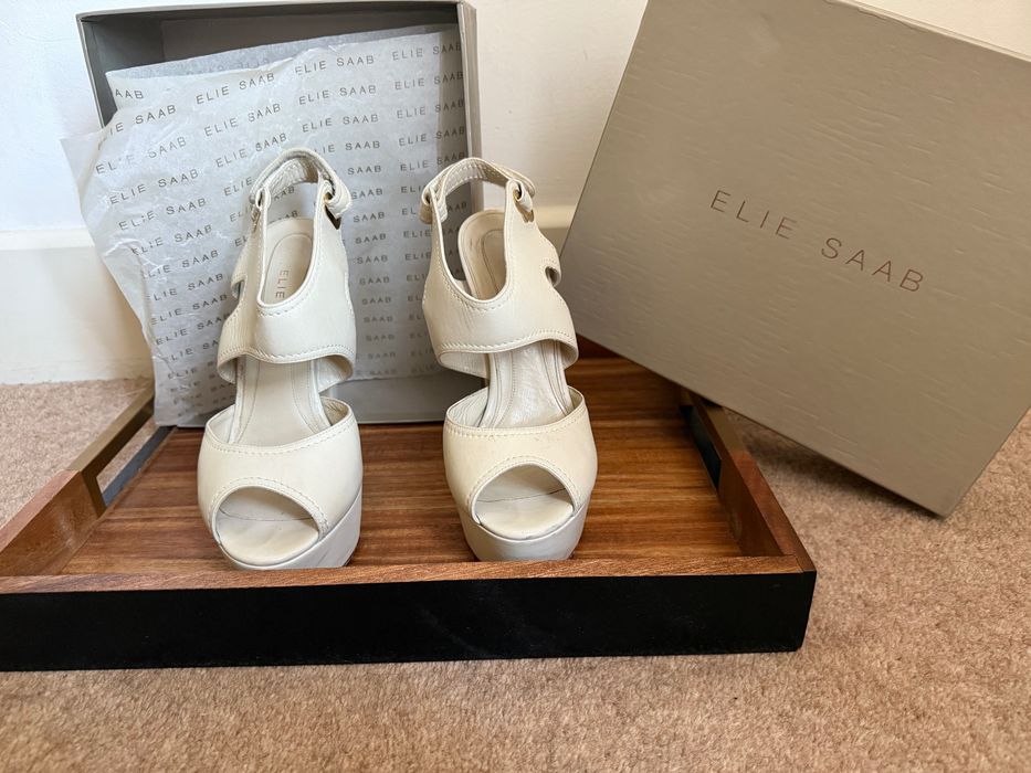 Ellie Saab shoes
