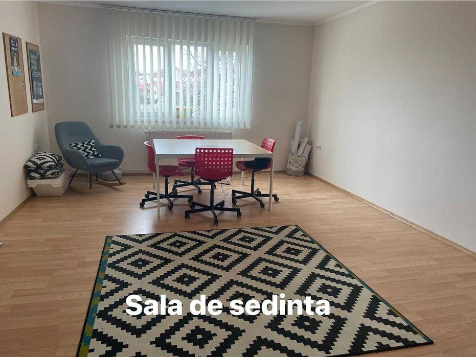 Căutăm colegi de birou