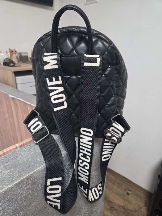 Ghiozdan dama stare ca nou