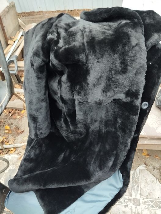 Продам мех, меховые шубы на переработку