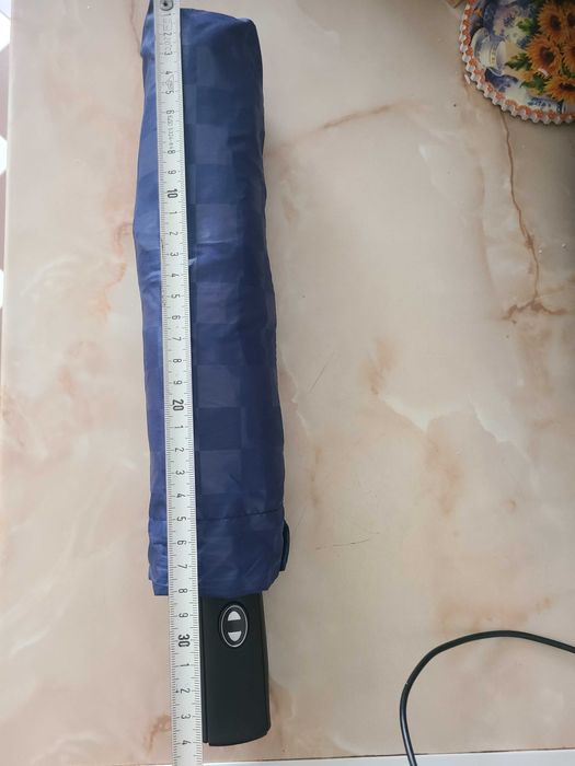 D122см голям автоматичен чадър с клапа за вятър, компактен сгънат 35см