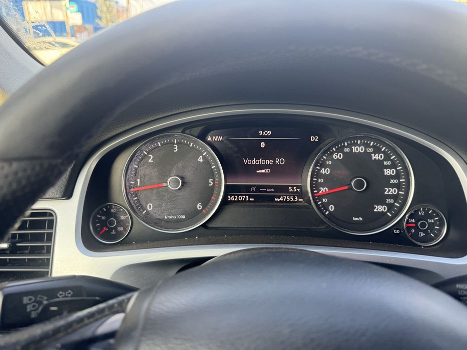 Vand VW Touareg 2011 camera 360 grade