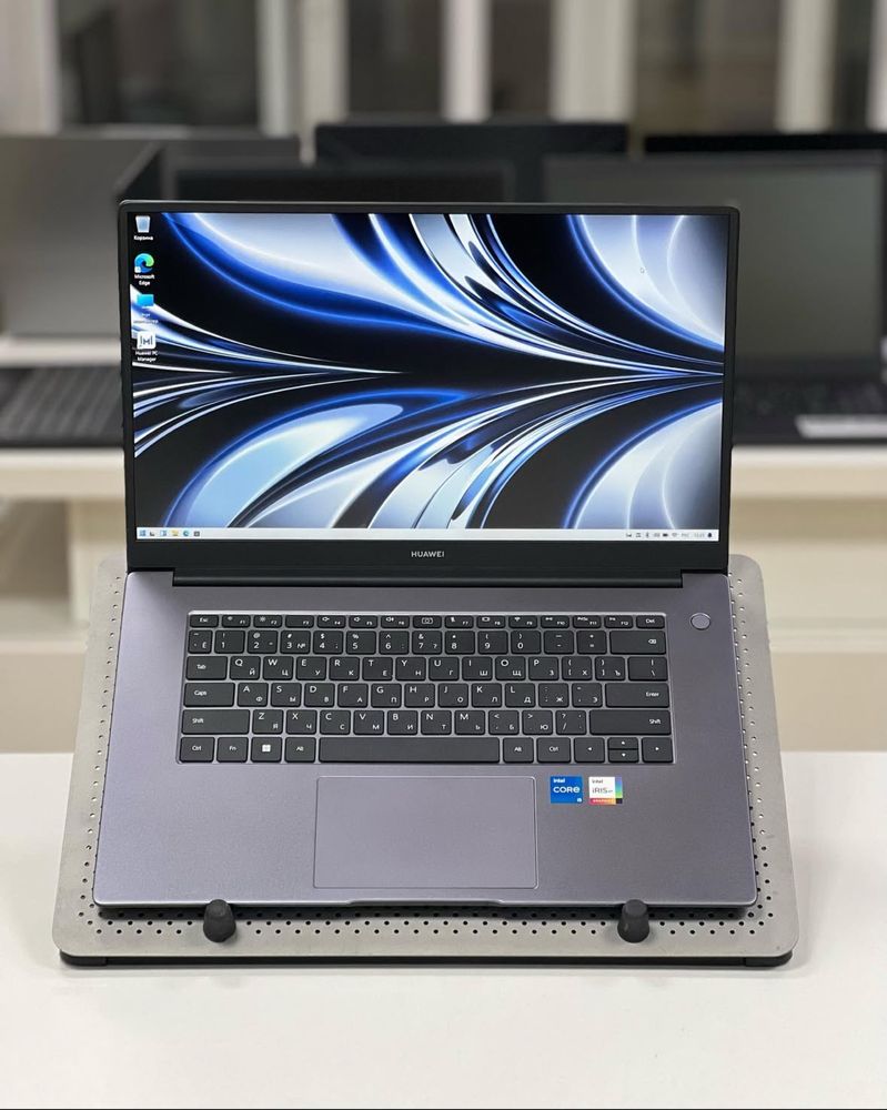 HUAWEI D15 | Core i5-1135G7 | ОЗУ 8Gb | SSD 256Gb