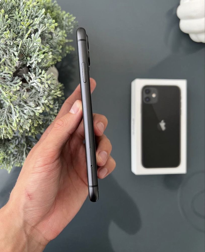 iPhone 11 64 gb 77% radnoy ideal