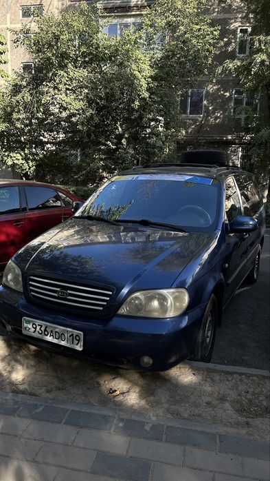 Продам машину Kia carnival 7-мест