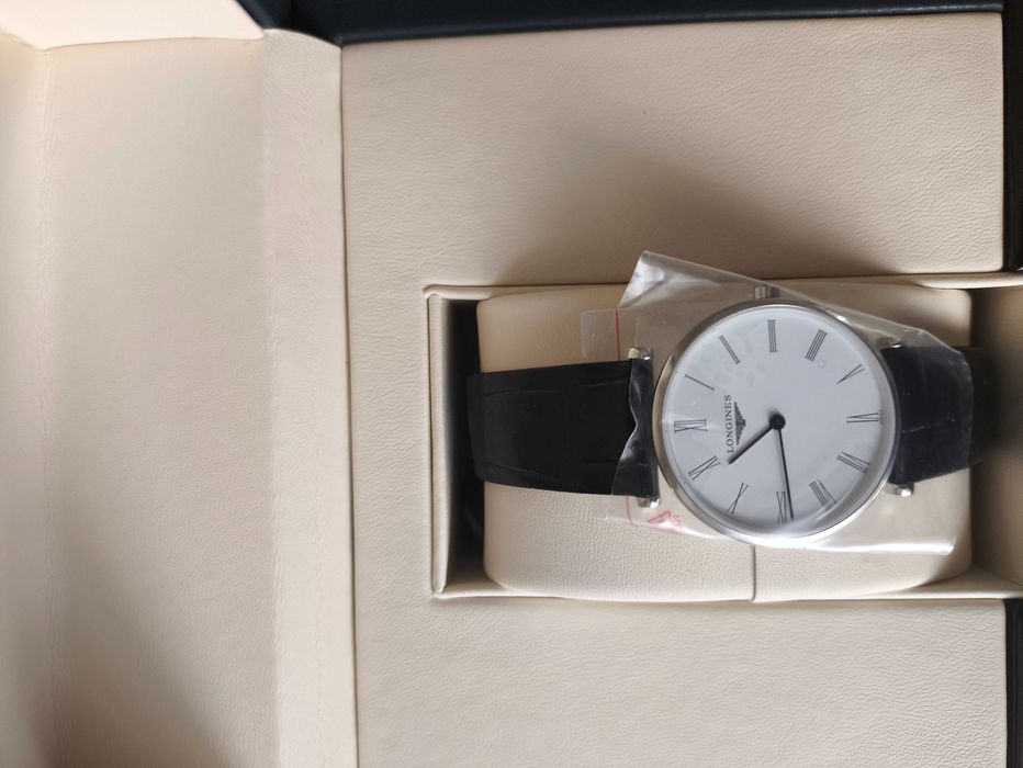 Женские часы Longines Le grand classique