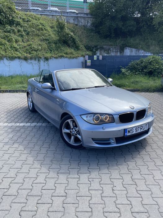 BMW E88 Cabrio.