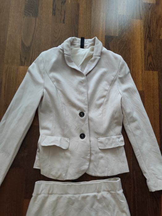 Marc Cain  елегантен костюм