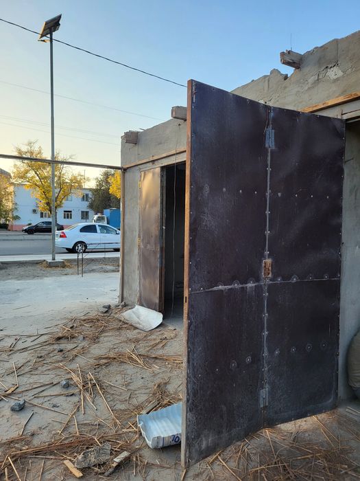 Дарвоза сотилади 2 комплект