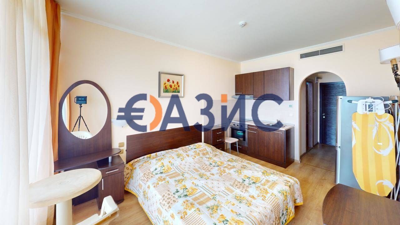 Продава се Едностаен апартамент в к.к. Елените - 35 кв.м за 1972 €/кв.м - Снимка #2