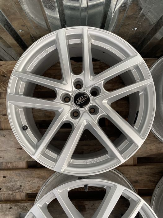 18 цола 5 х 108 мм Волво , Форд , Ford , Volvo XC 60 , XC 40 , XC 90