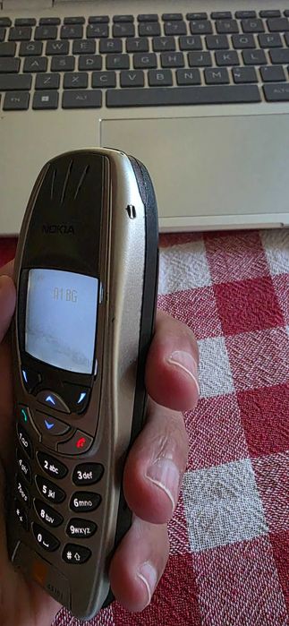 Мобилен телефон Нокиа Nokia 6310i- Отключен към всички оператори