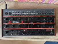 sintetizator behringer grind. ca nou