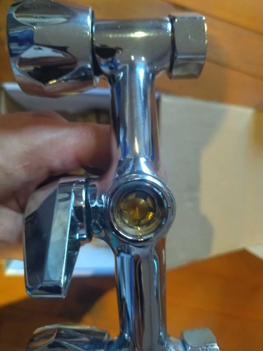 Смесител за баня/кухня Ново!!!