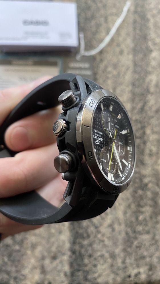 Часовник Casio Edifice Solar Chronograph