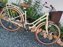 Bicicletă damă TRIUMPH,cu 7 vit Nexus,frână picior,stare f bună !