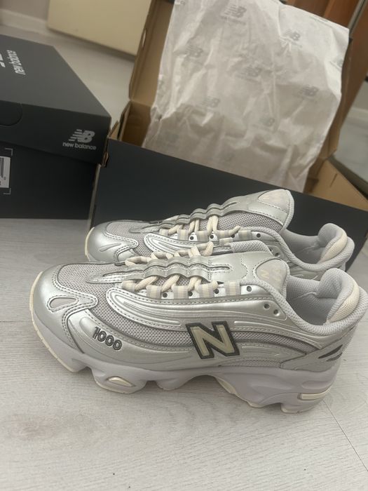 New Balance M1000