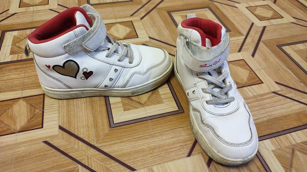 Обувь для девочки 30-31 р.