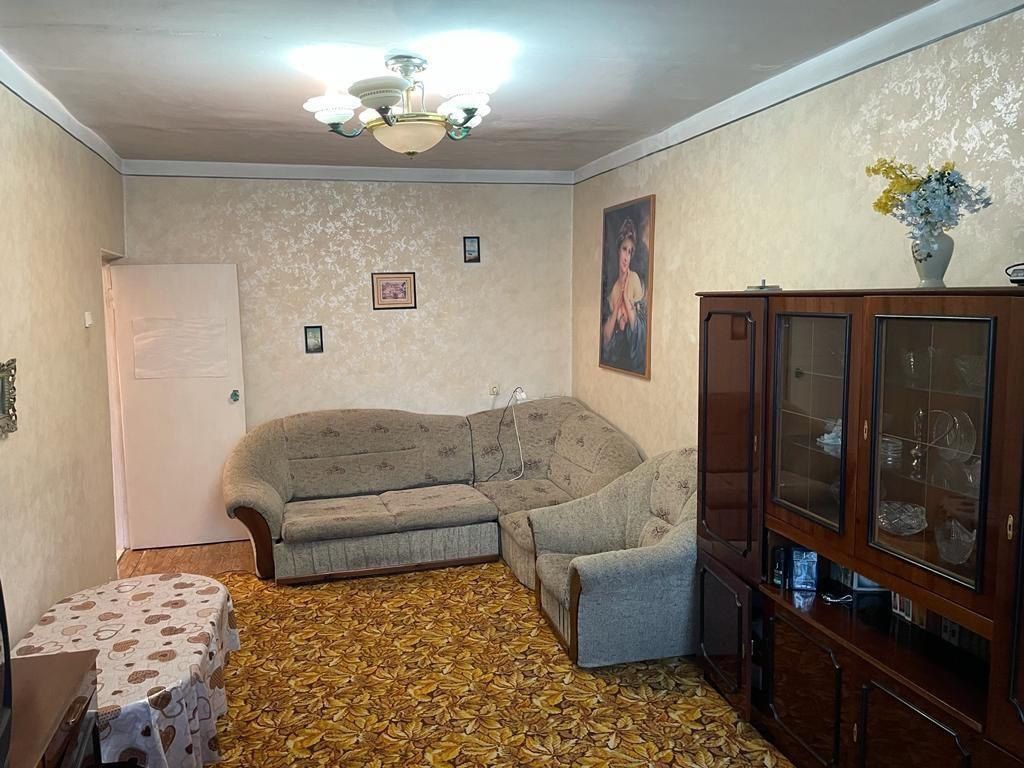 Продам 2 ком юнусабад 18 квартал