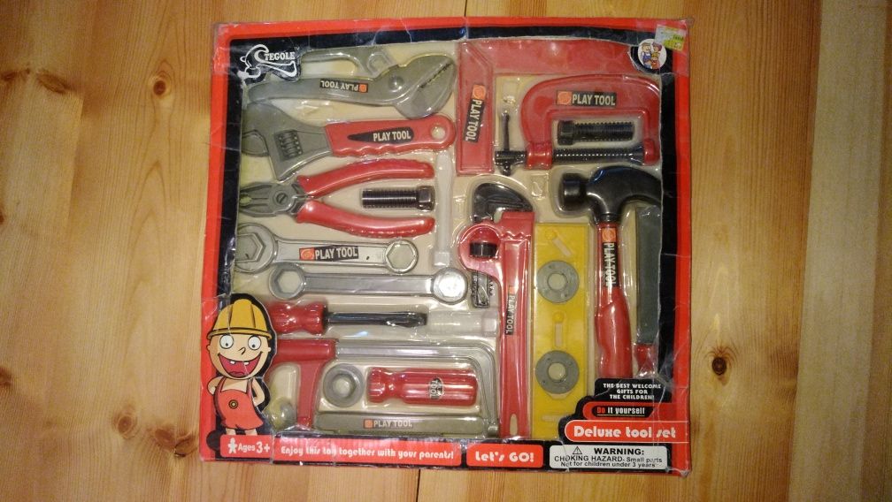 "Tool play set"-игрушечный набор инструментов для мальчиков (Малазия)