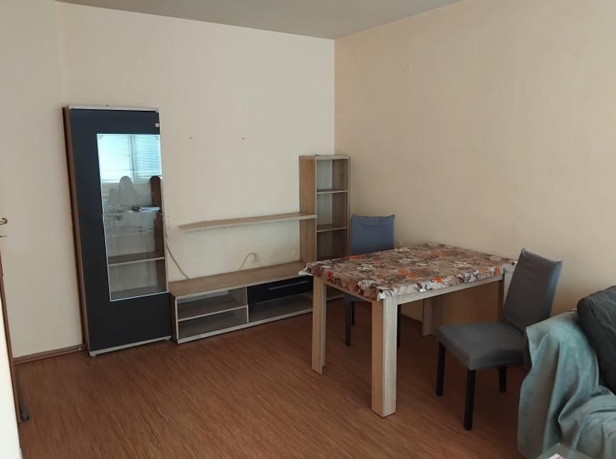 Дава се под наем Двустаен апартамент в София, Люлин 8 - 58 кв.м за 383 € - Снимка #1