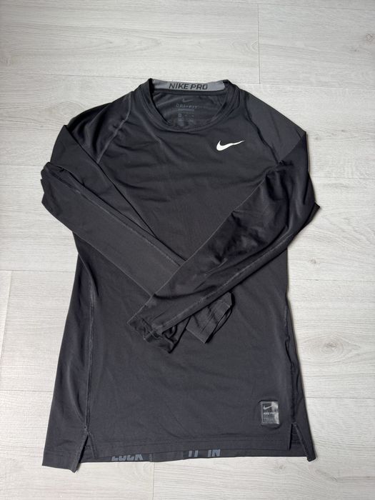 Мъжки блузи NikePro