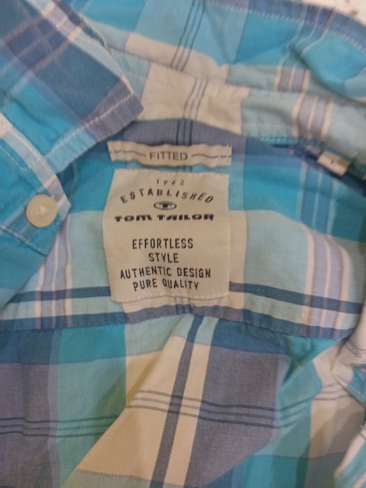 Ризи на различни марки и тениска на кенвело