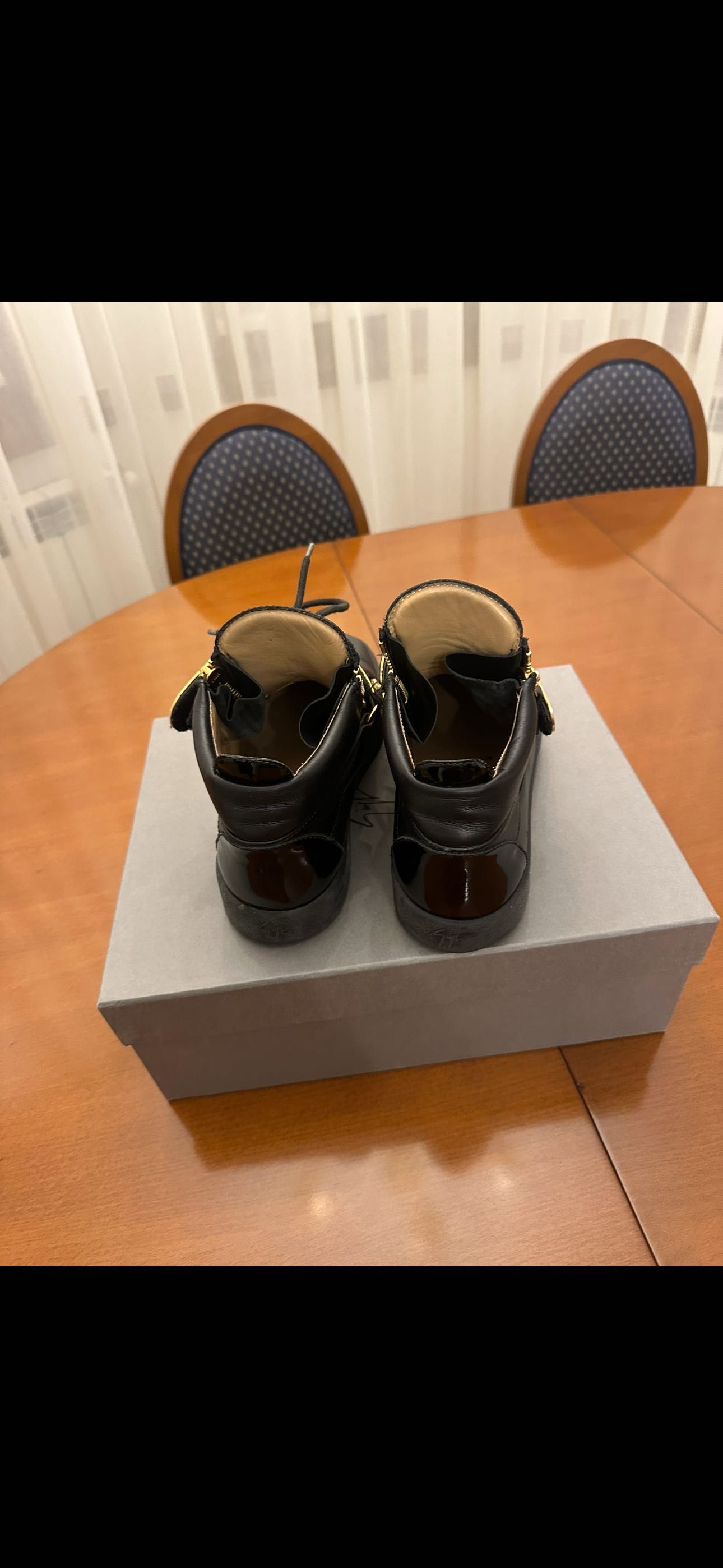 Vand Giuseppe Zanotti Original