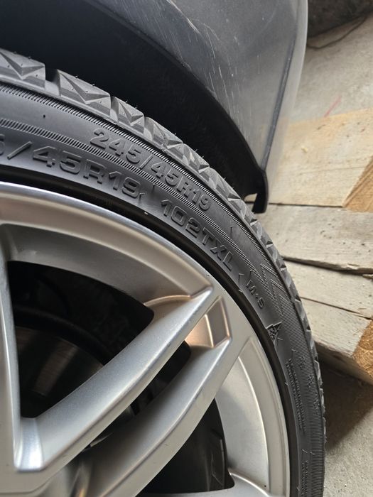 19ки оригинални джанти с зимни гуми