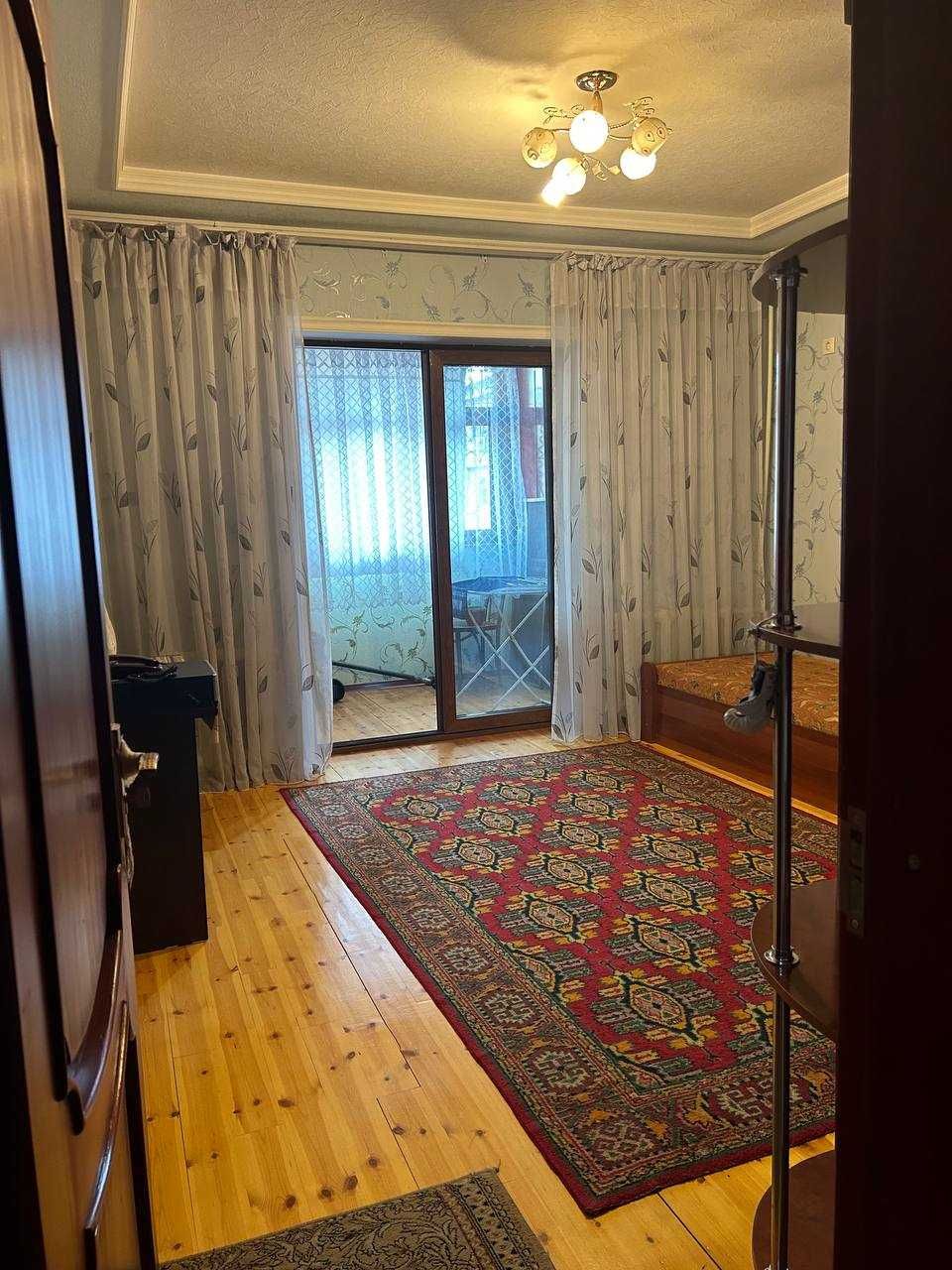 Ц квартал чиланзар; банковский дом 4х ком 125м2; метро мирзоулугбек;